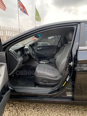 Hyundai Sonata Limited 2.0T Sedan (2.0L 4cyl 6A) 2013 Black