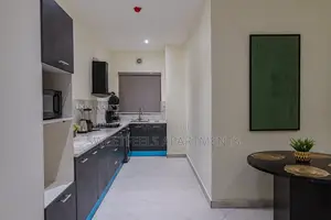 Qena’S Aura 
Brand-New Luxury 3-Bedroom Apartment