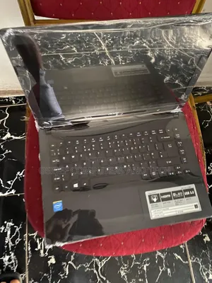 Laptop Lenovo 4GB SSD 320GB