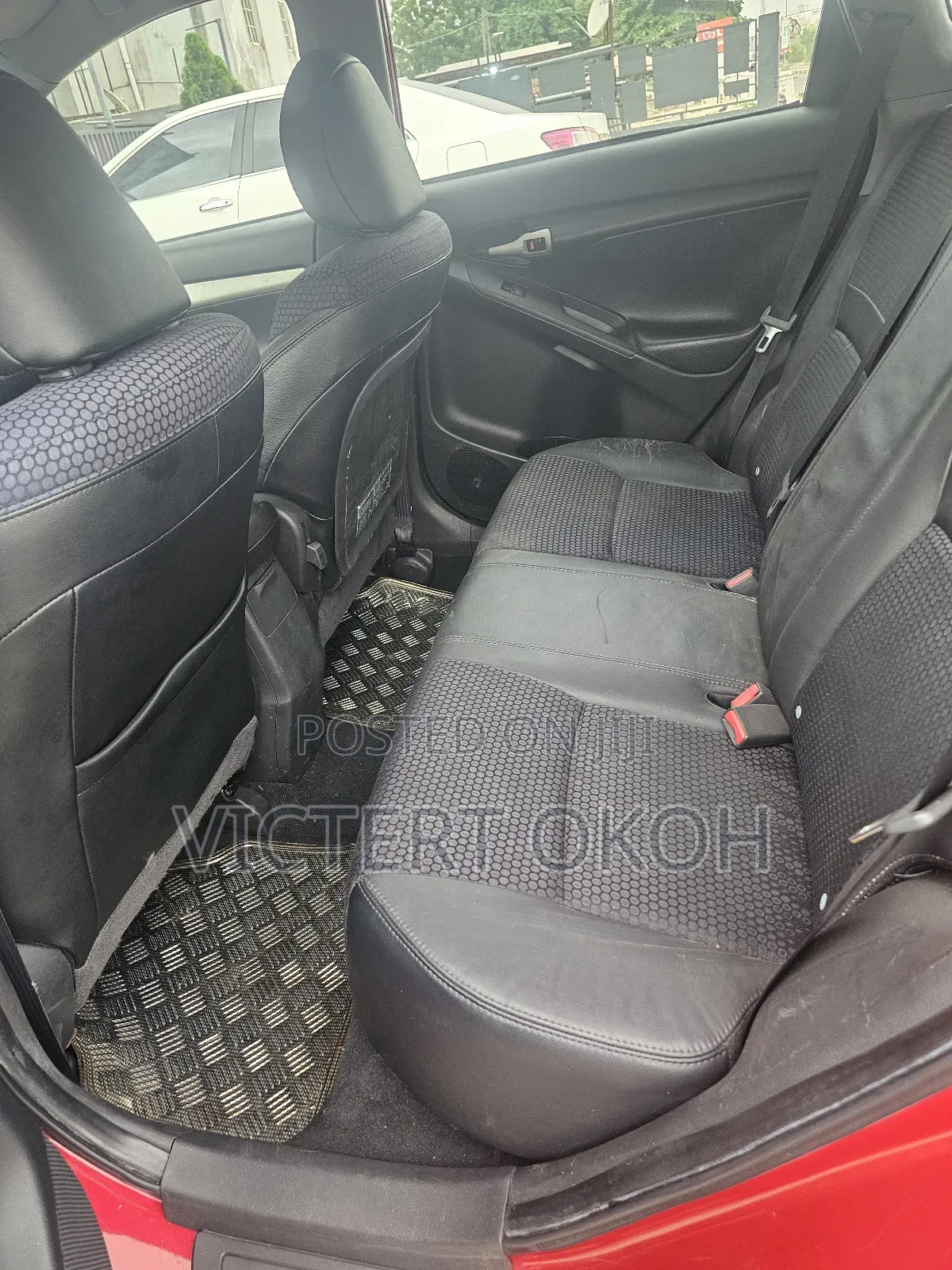 Pontiac Vibe 2009 Red