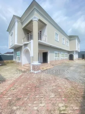5bdrm Duplex in Beachwood, Bogije for rent