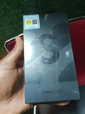 New Samsung Galaxy S22 5G 256 GB