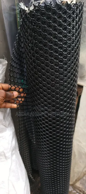 Plastic Mesh Netting 1.5m