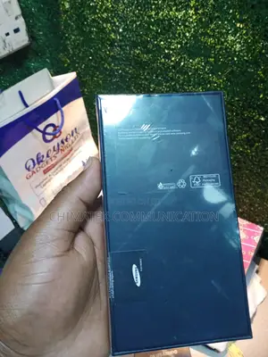 New Samsung Galaxy S22 5G 256 GB