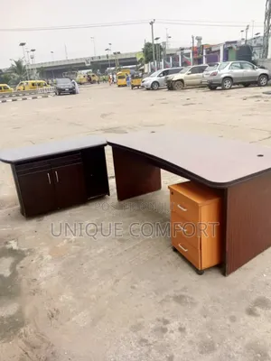 Executive Office Table With Extension, Drawer and Executive Chair