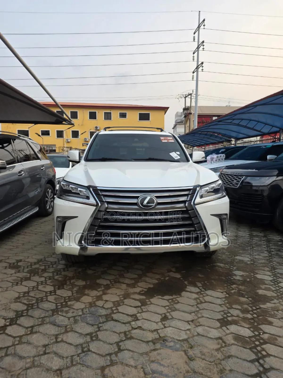 Lexus LX 2017 White