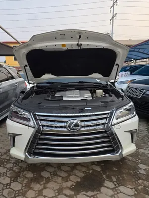 Lexus LX 2017 White