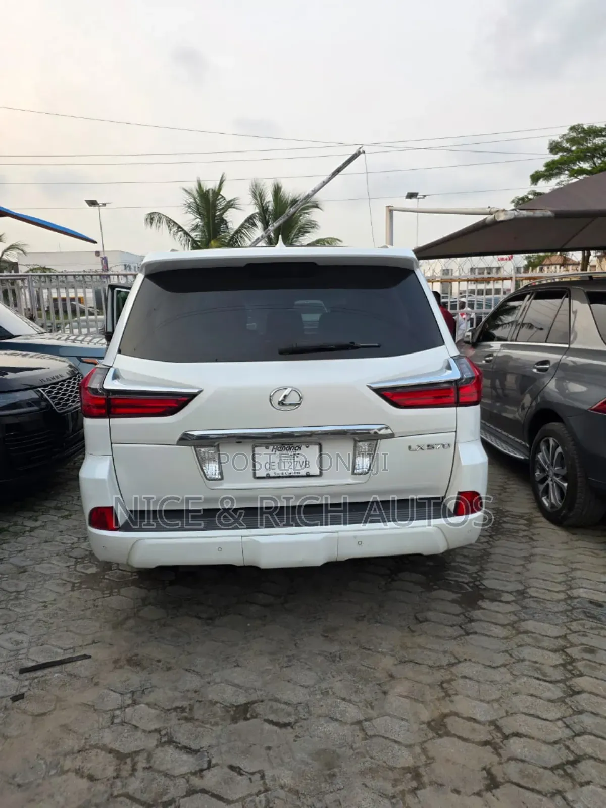 Lexus LX 2017 White