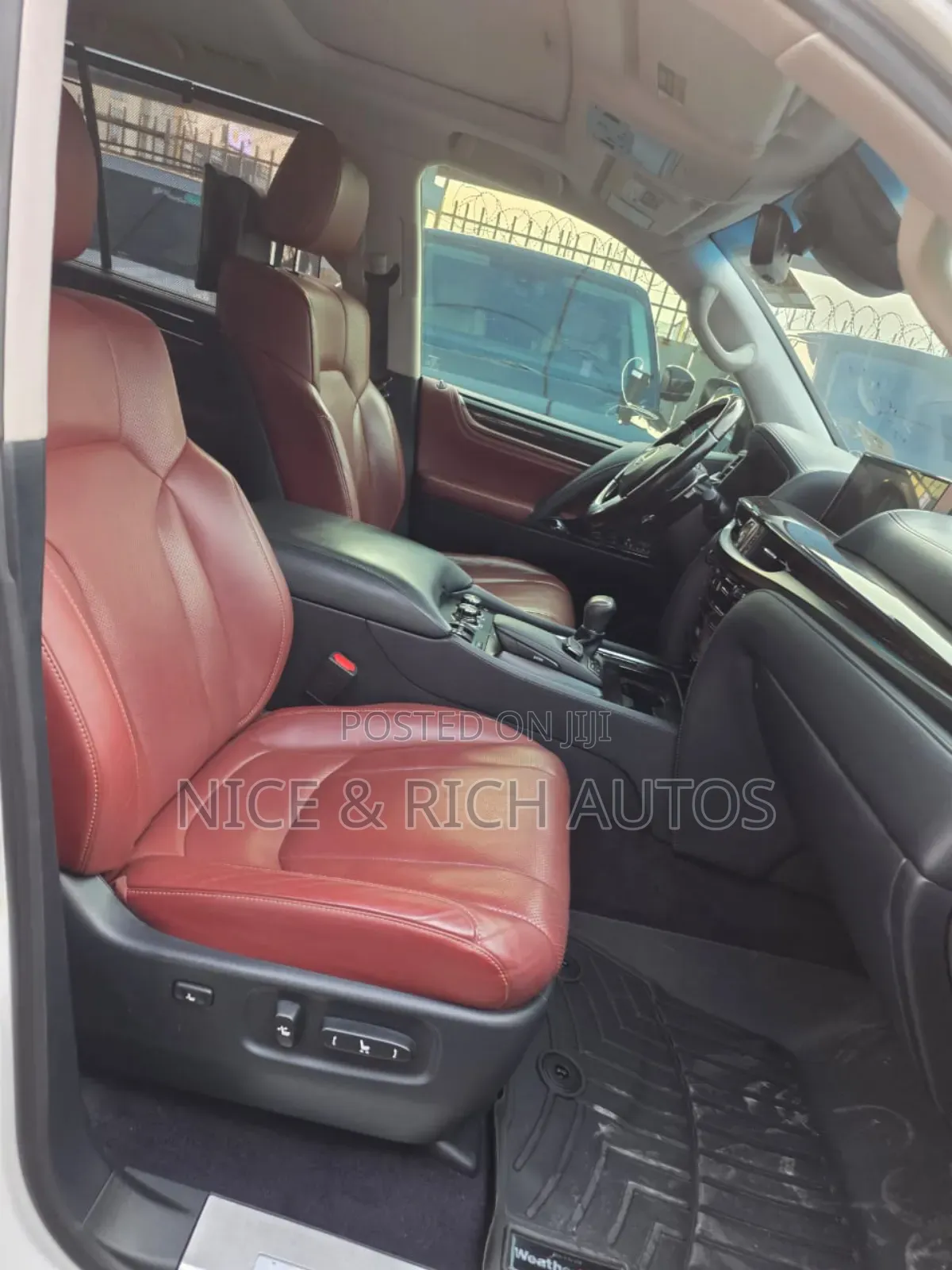 Lexus LX 2017 White