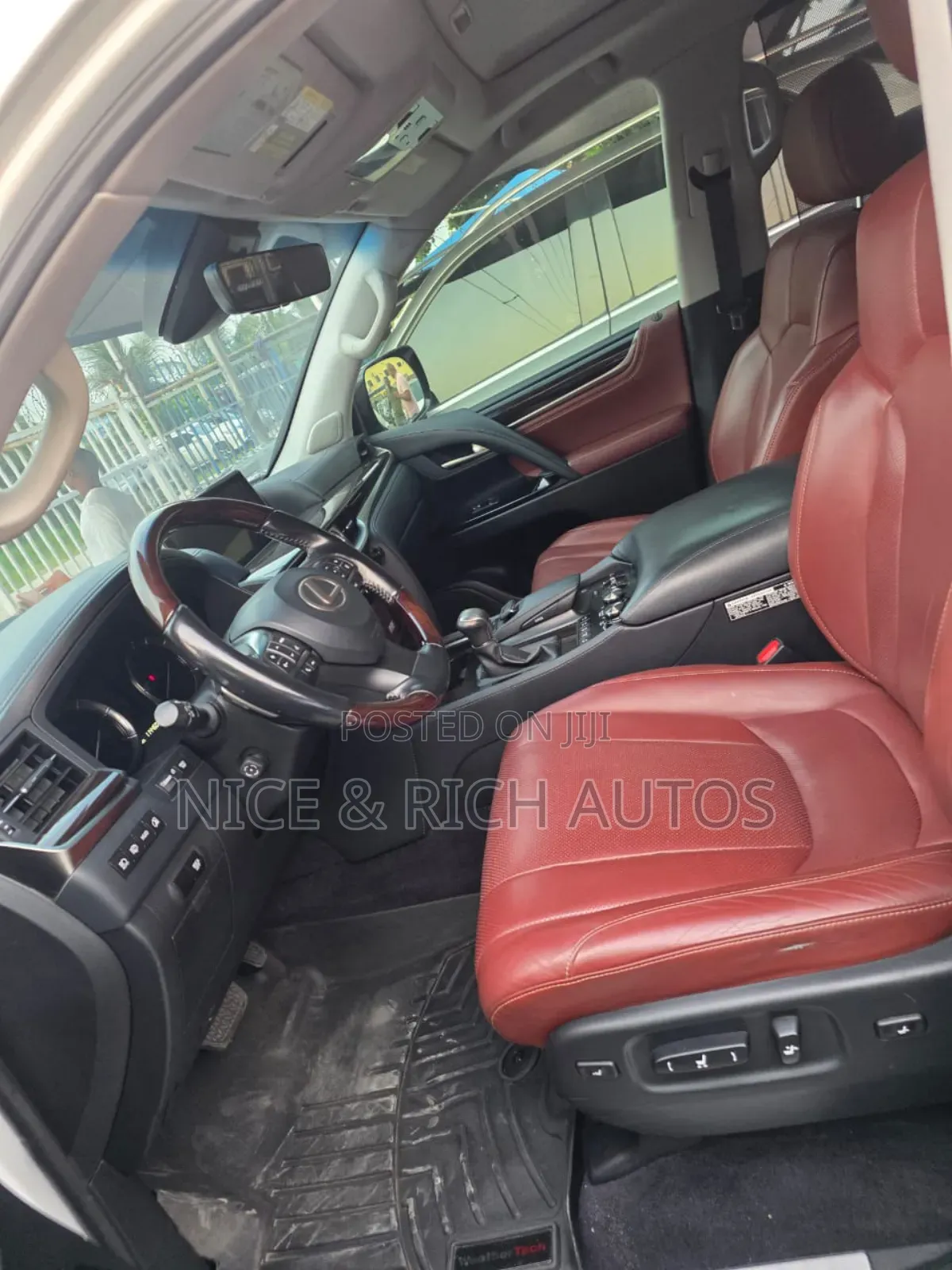 Lexus LX 2017 White