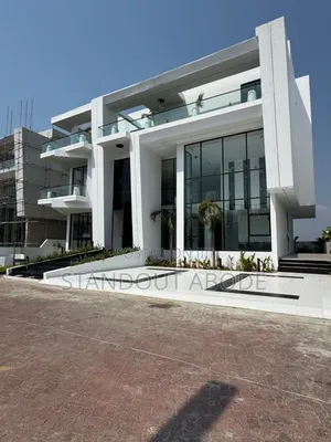5bdrm Duplex in In Beautiful And, Osapa london for sale