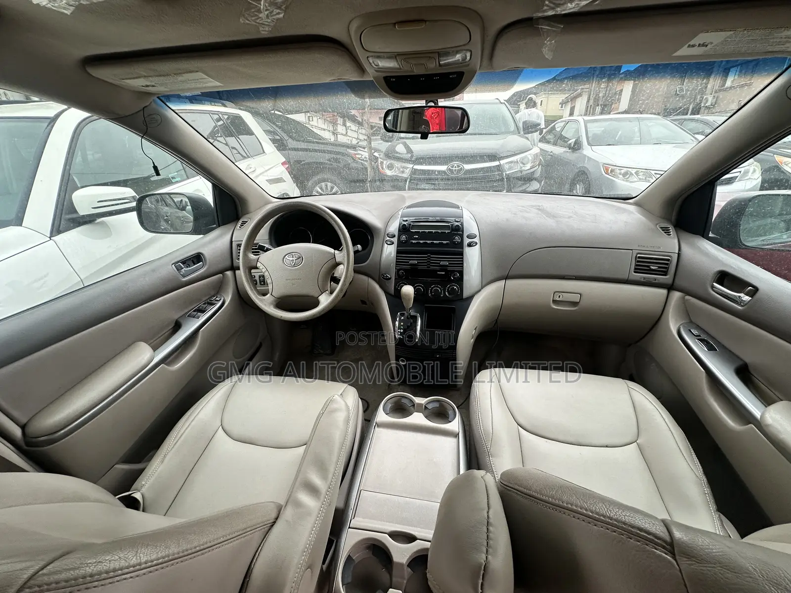 Toyota Sienna 2007 Red