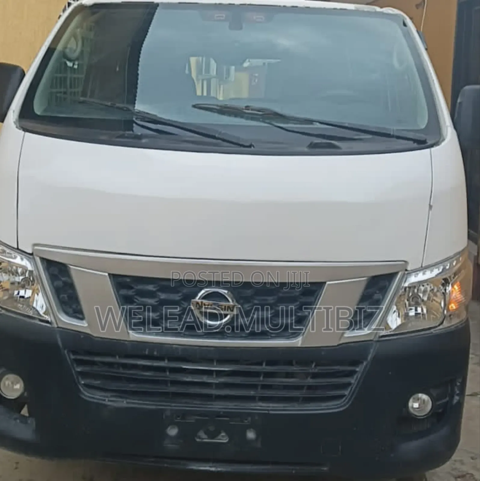 Nissan Caravan (Urvan) 2014 White
