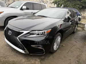 Lexus ES 2013 Black