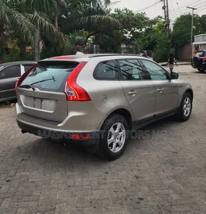 Volvo XC60 3.2 AWD 2011 Gray