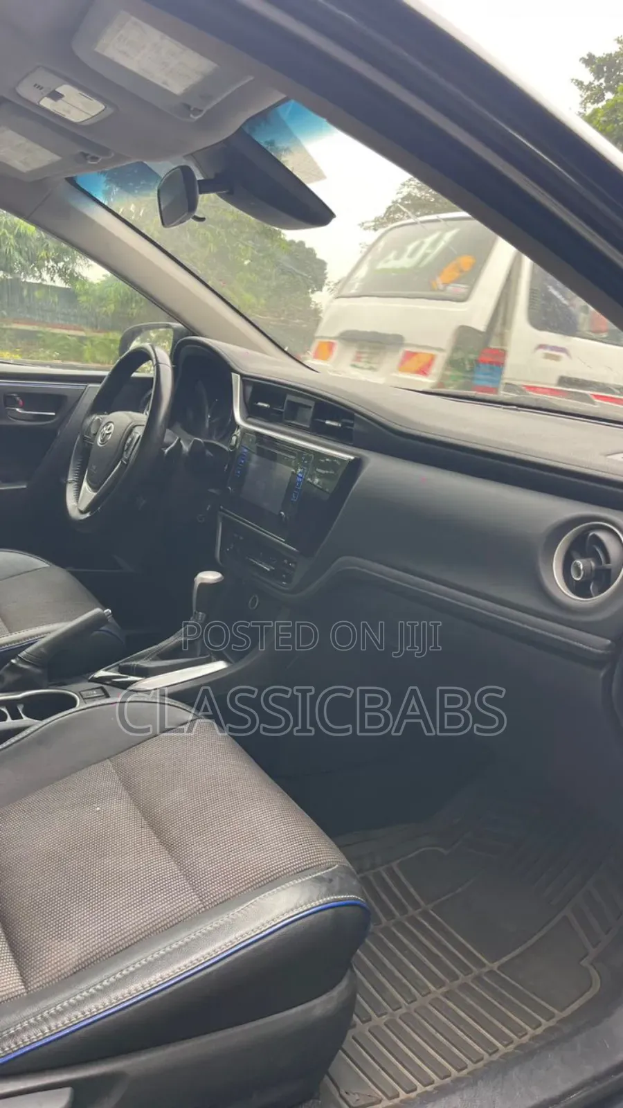 Toyota Corolla 2017 Gray