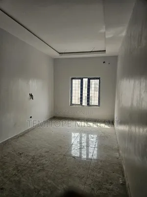 4bdrm Townhouse / Terrace in Wuye for rent