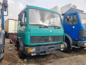 Mercedes Benz Double Check Chassis Truck