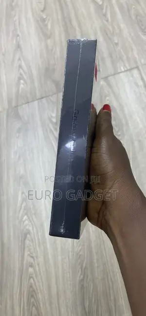 New Samsung Galaxy Z Flip 5 256 GB