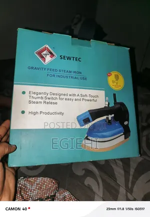 Sewtec Industrial Gravity Feed Iron