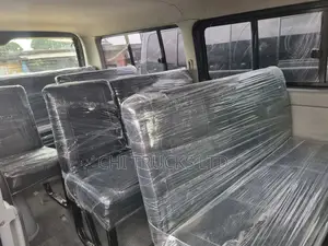 Toyota HiAce 2011 Black