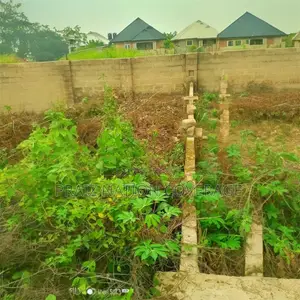 1 Plot of Land