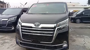 Toyota Granvia 2023 Black