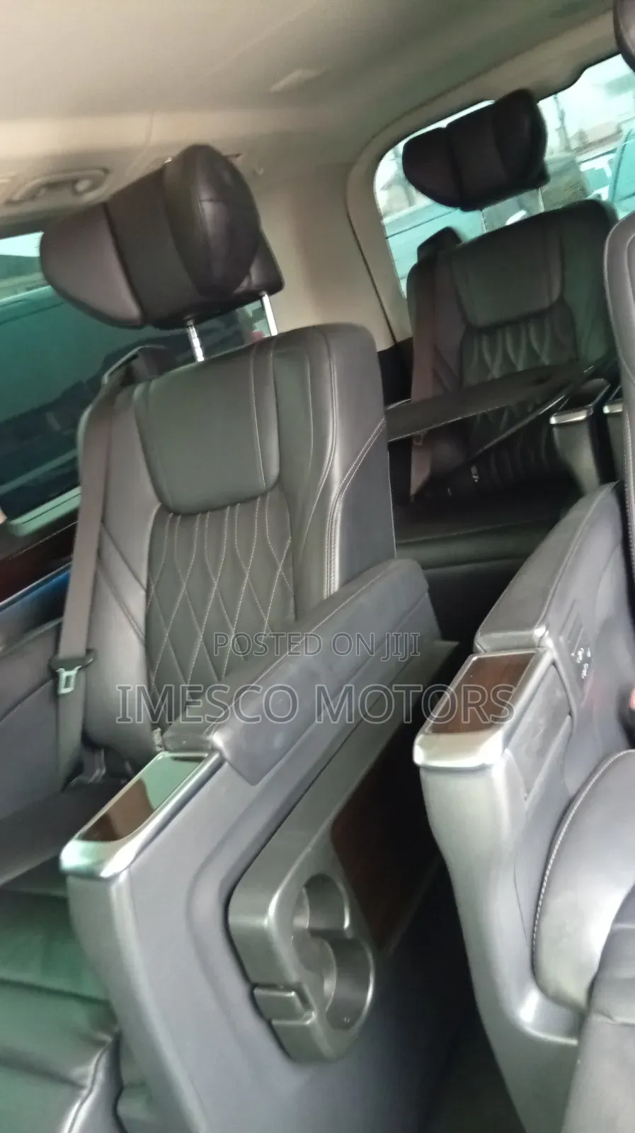 Toyota Granvia 2023 Black