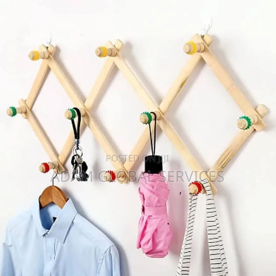Expandable Wooden Wall Hangers
