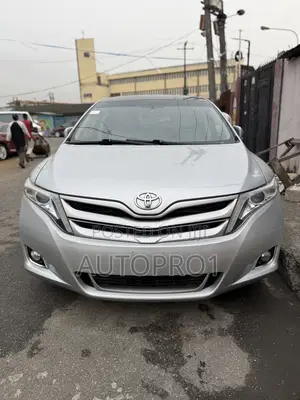 Toyota Venza LE AWD V6 2013 Silver
