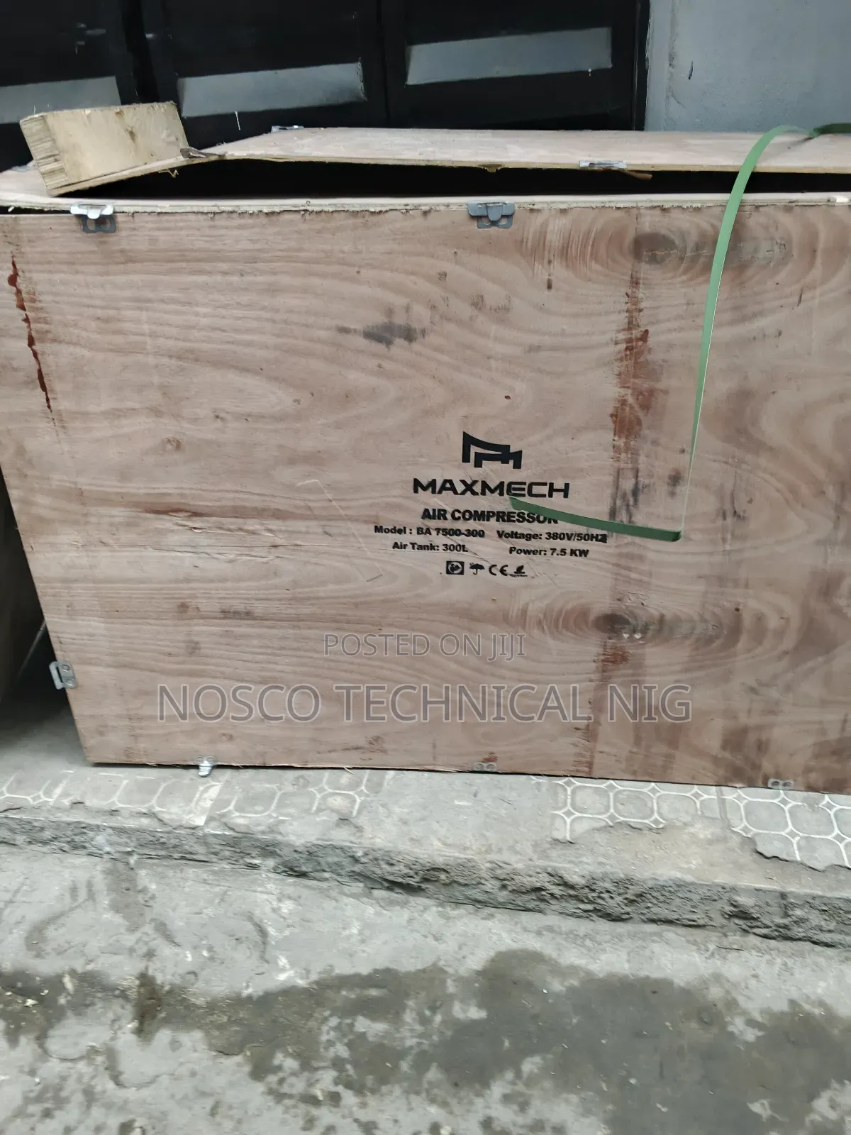 Maxmech 300liter Air Compressor