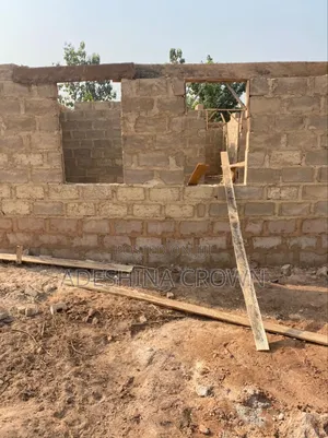 2bdrm House in Omu Community, Akure for sale
