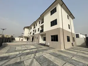4bdrm Townhouse/Terrace in Jahi for sale