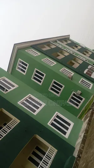 Furnished 3bdrm Block of Flats in Beacon Estate, Ipaja / Ipaja for rent