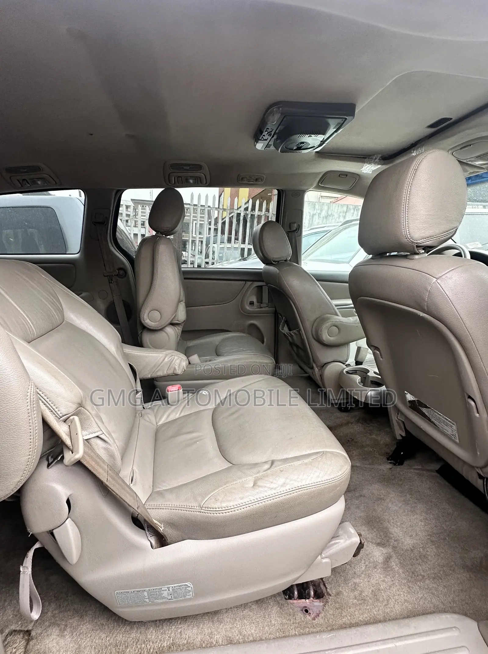 Toyota Sienna 2007 Red