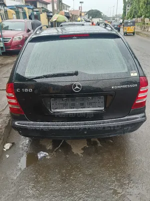 Mercedes-Benz 190 2006 Black
