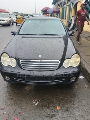 Mercedes-Benz 190 2006 Black