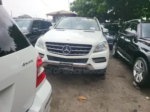 Mercedes-Benz M Class ML350 4MATIC 4dr SUV AWD (3.5L 6cyl 7A) 2015