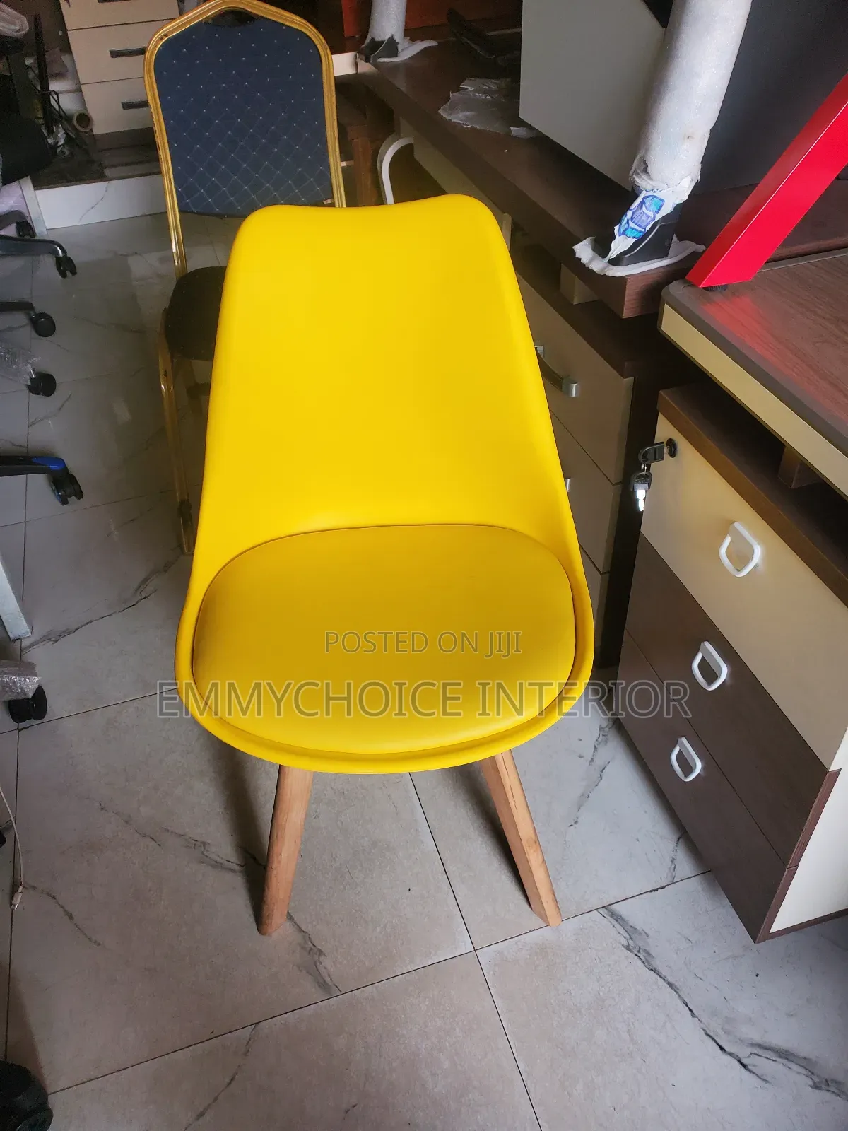 Italian Plastic Chair With Foam