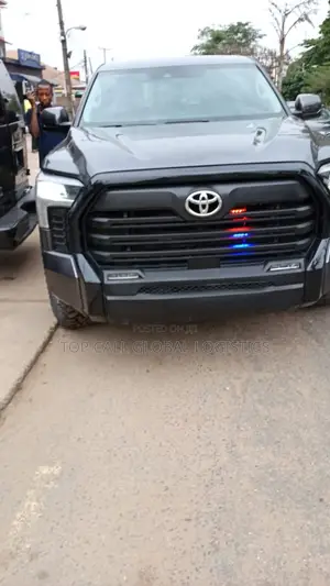 Toyota Tundra Platinum CrewMax 6.5' Bed 2023 Black