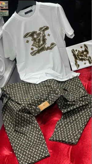 *Premium Quality Designer Louis Vuitton Top and Chinos Pant