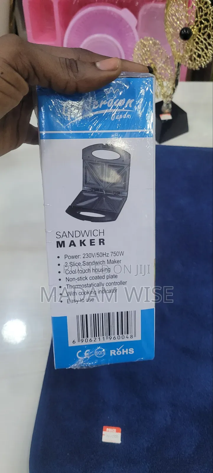 Sandwich Maker. Good Quality