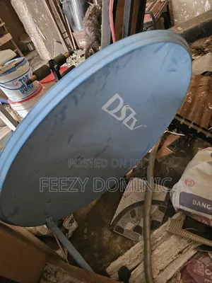 DSTV Decorder
