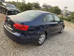 Volkswagen Jetta 2.0 Automatic 2012 Blue