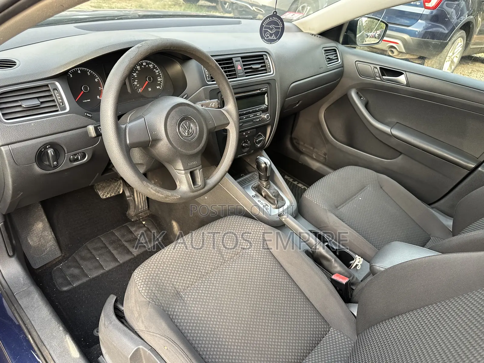 Volkswagen Jetta 2.0 Automatic 2012 Blue