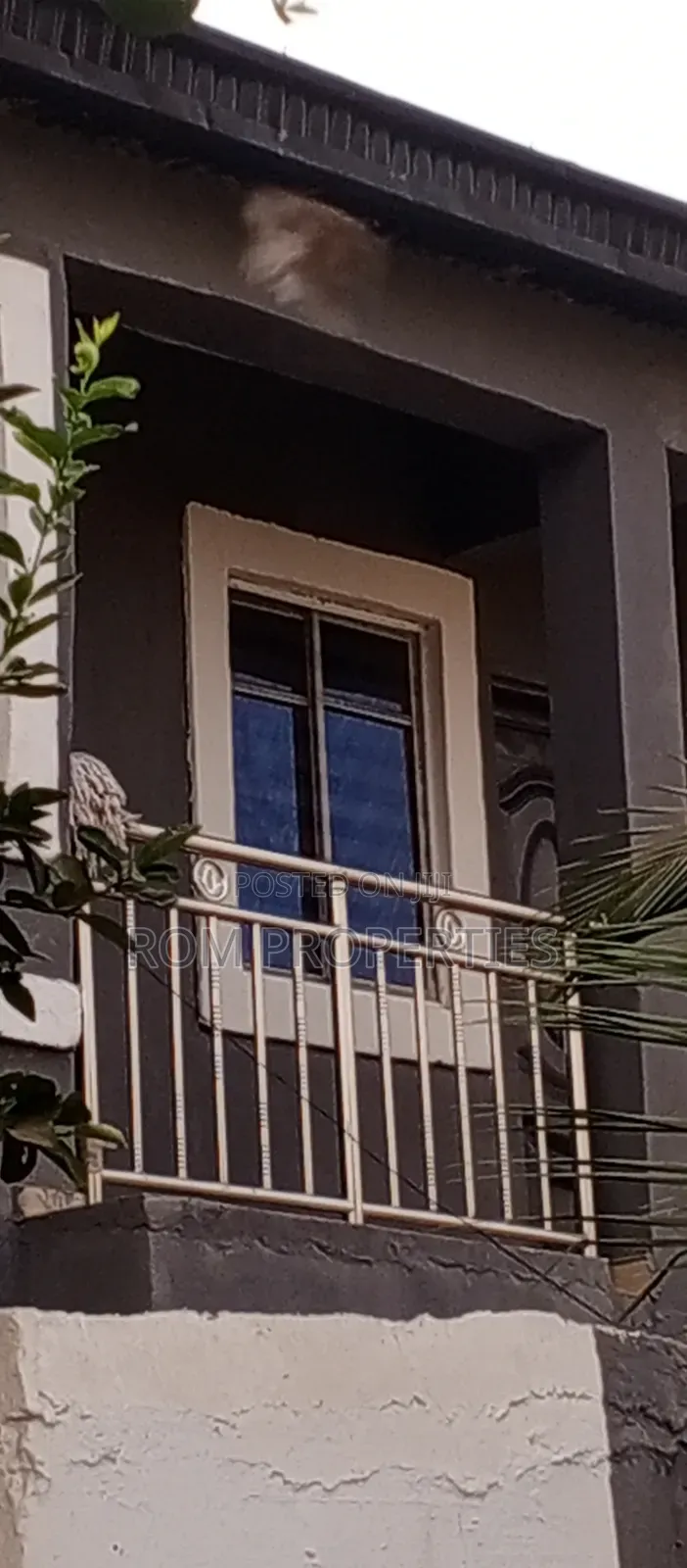 Self Contained