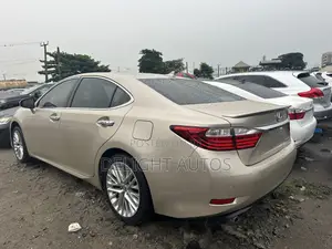 Lexus ES 350 FWD 2014 Gold