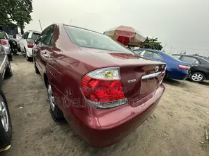 Toyota Camry LE 4dr Sedan (2.4L 4cyl 5M) 2004 Red