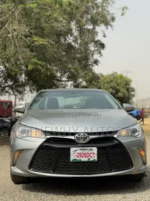 Toyota Camry SE 4dr Sedan (2.5L 4cyl 6A) 2015 Silver