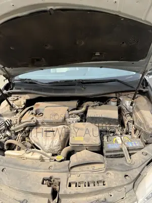 Toyota Camry SE 4dr Sedan (2.5L 4cyl 6A) 2015 Silver